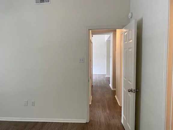 Building Photo - 312 Parkview Blvd