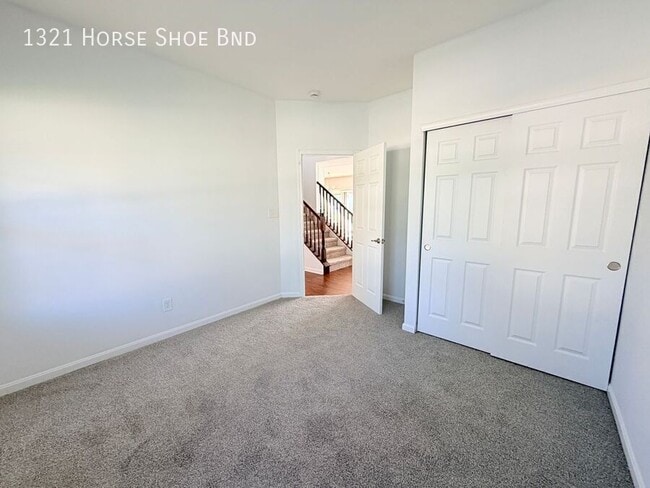 Building Photo - 1321 Horse Shoe Bnd
