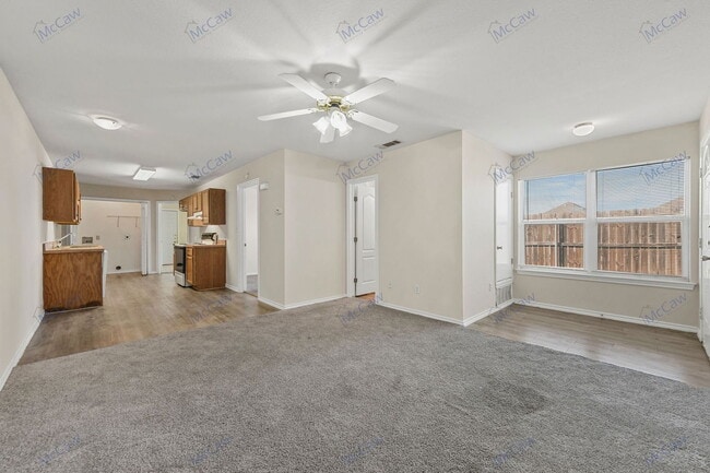 Building Photo - 10275 Aurora Dr