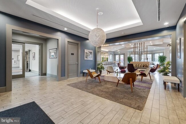 Building Photo - 7530 Stonehouse Run Dr