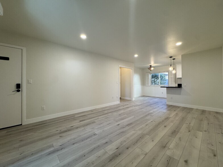 Building Photo - 3219 Colorado Ave