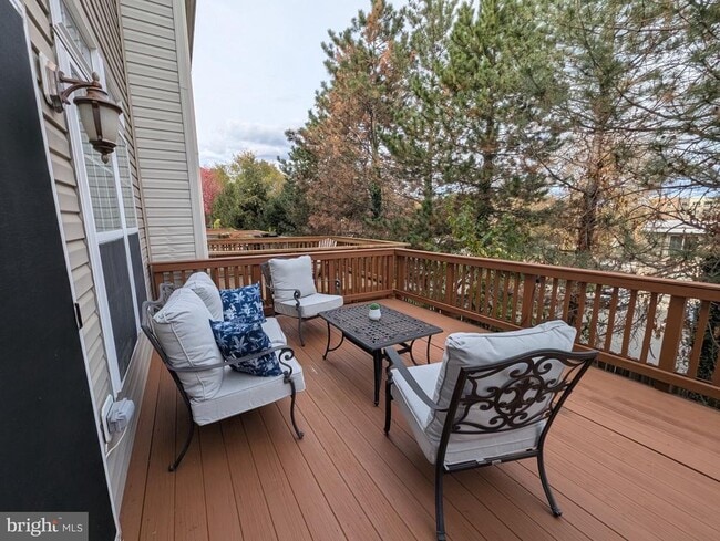 Building Photo - 2922 Huntington Grove Square