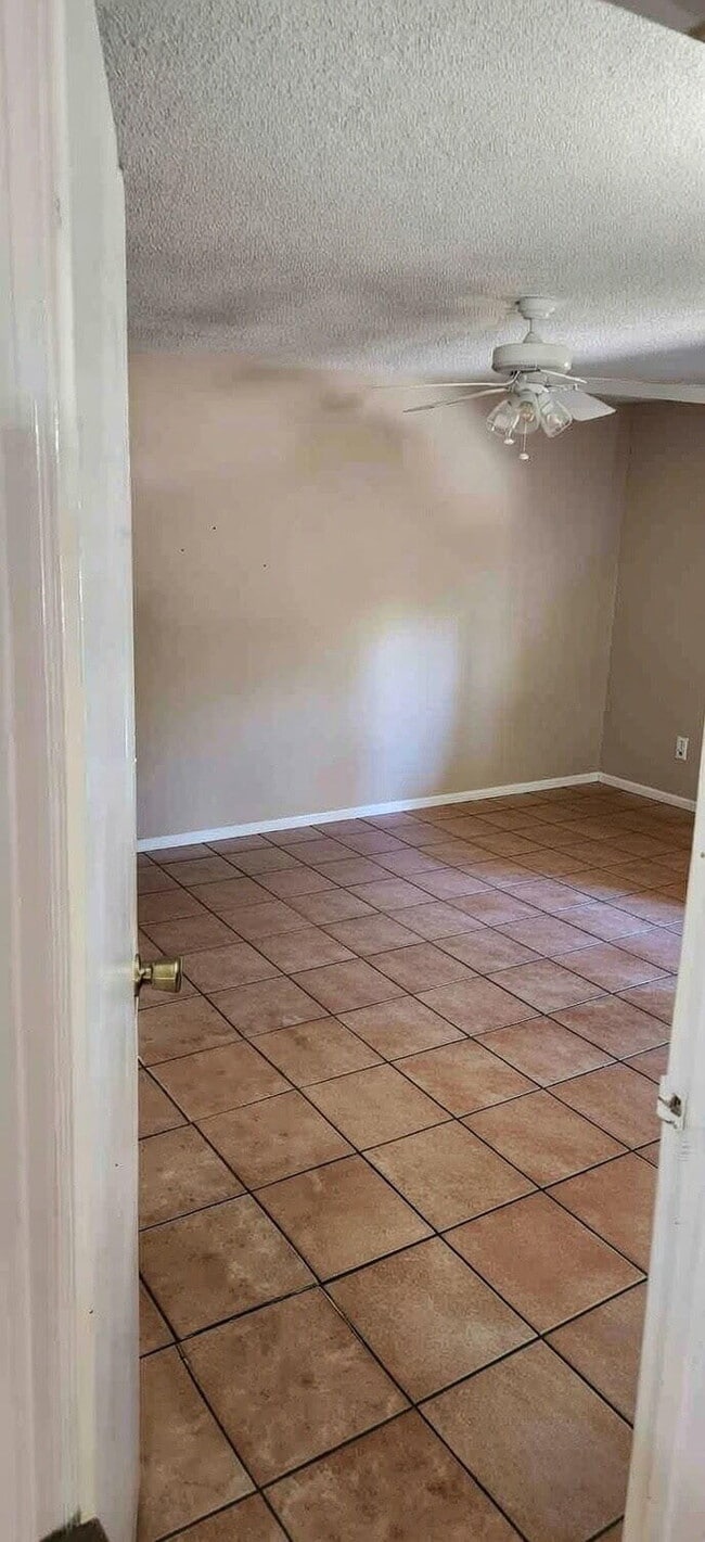 Building Photo - 221 Balboa St