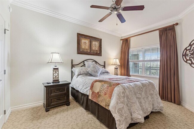 Building Photo - 7612 Sandy Ridge Dr