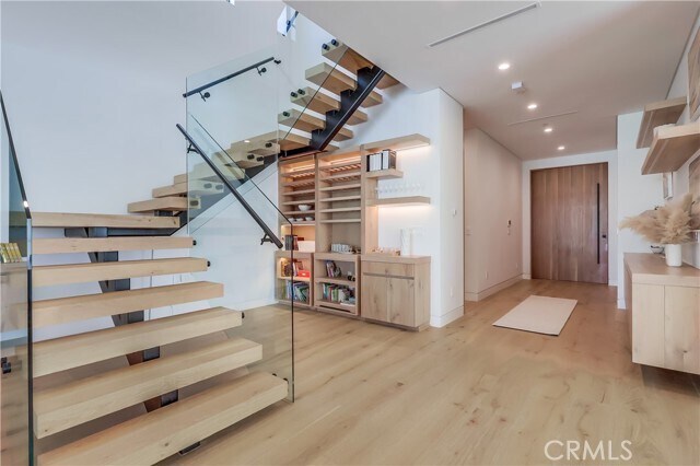 Building Photo - 5109 Bluebell Ave