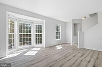 Building Photo - 43742 Tolamac Dr