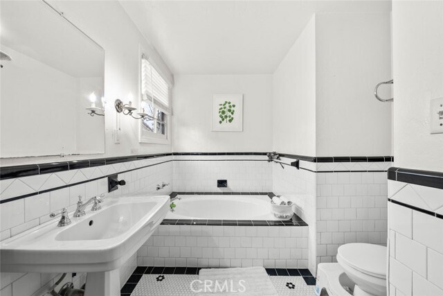 Building Photo - 1500 Thompson Ave