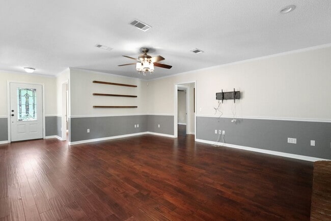 Building Photo - 3 Bed, 3 Bath Plus Office Home for Rent!!