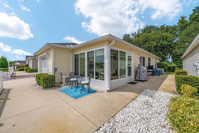 Building Photo - Furnished Annual Rental – 4-Minute Golf Cart Ride to Brownwood Town Square