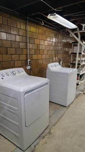 Building Photo - 1414 Louisville Ave