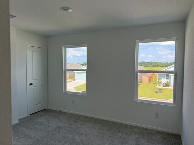 Building Photo - 12507 Mountain Daisy Rd