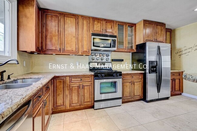 Building Photo - 6533 E Monlaco Rd