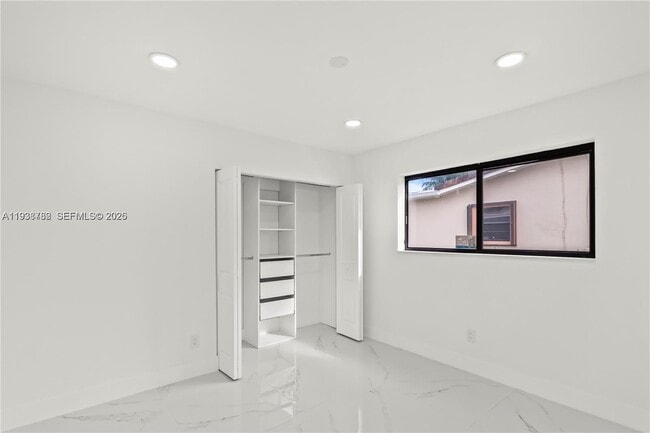 Building Photo - 8631 NW 24th Ct