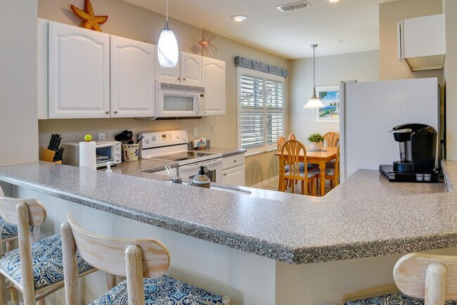 Building Photo - 400 Canopy Walk Ln