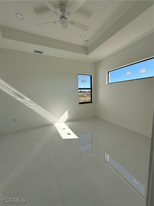 Building Photo - 331 Rawlings Ave