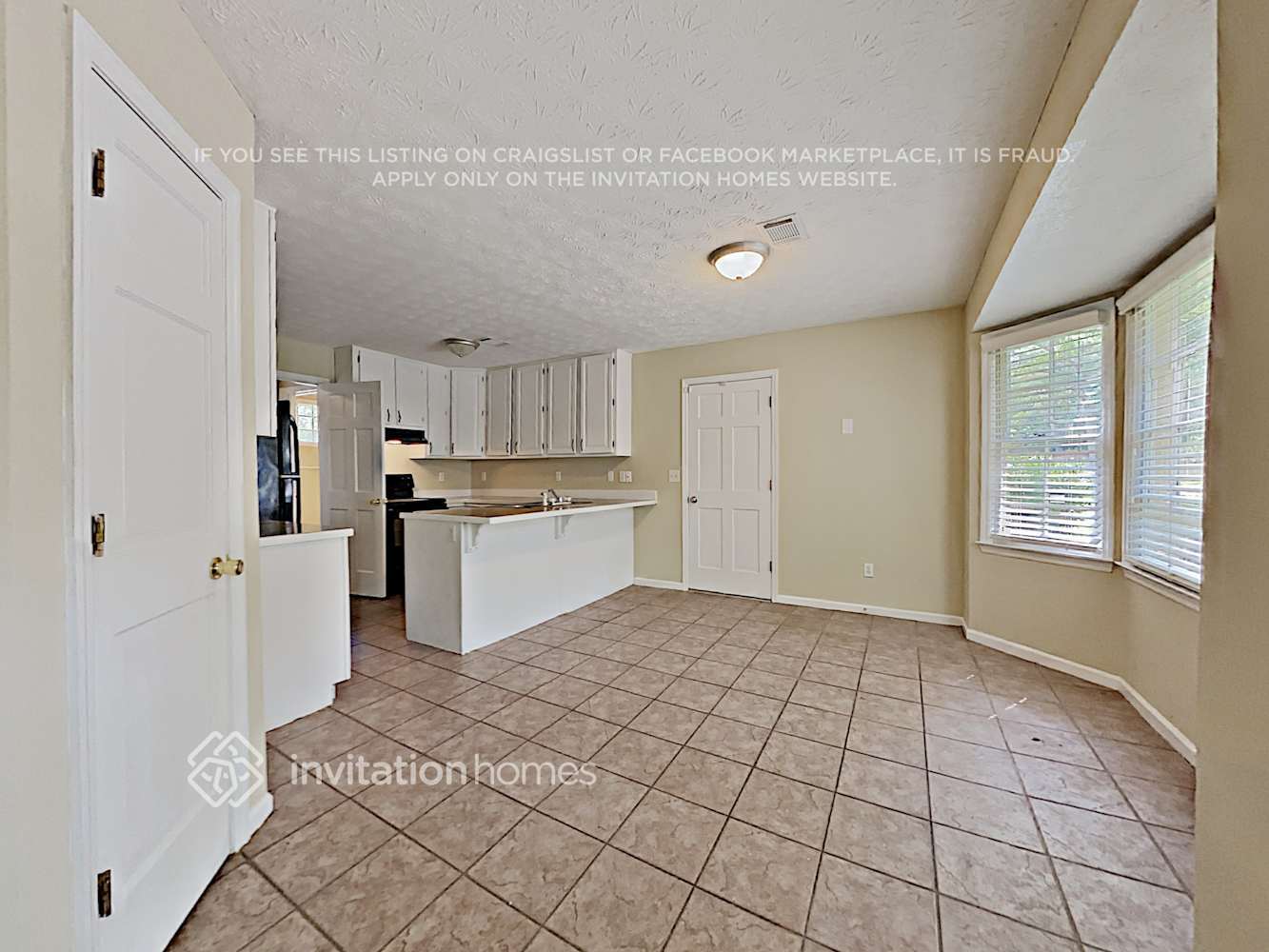 Building Photo - 1036 W Mill Dr NW