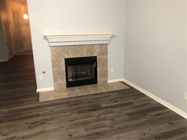 Building Photo - 11816 Dunfries Ln