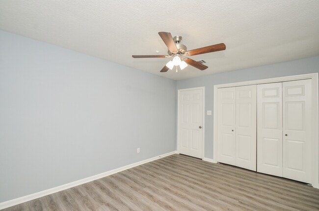 Building Photo - 7703 Quail Meadow Dr