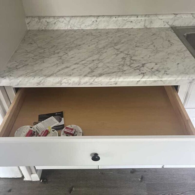 Building Photo - 3233 W 50th St