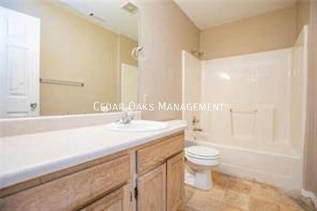 Building Photo - 172 Killdeer Dr