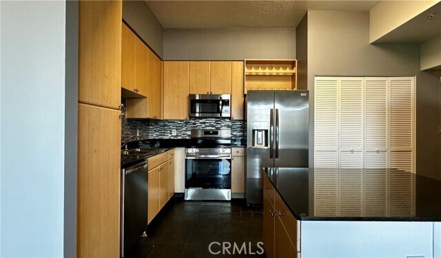 Building Photo - 388 E Ocean Blvd