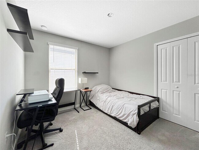 Building Photo - 9605 Channing Hill Dr