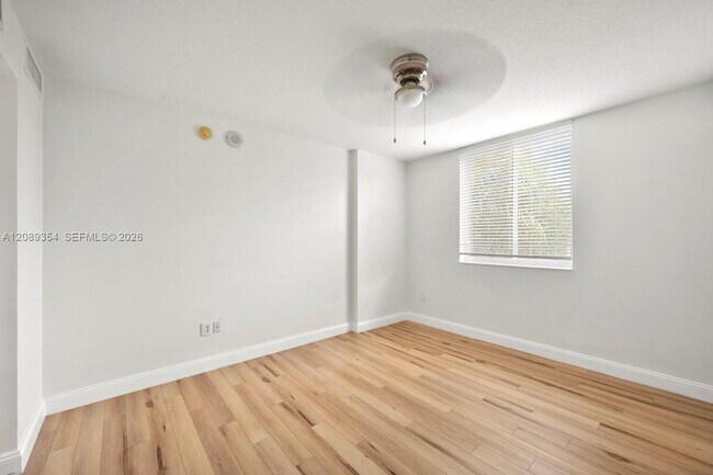 Building Photo - 510 NW 84th Ave