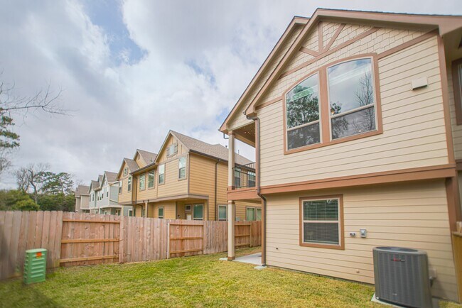 Building Photo - 4232 Merry Mill Dr