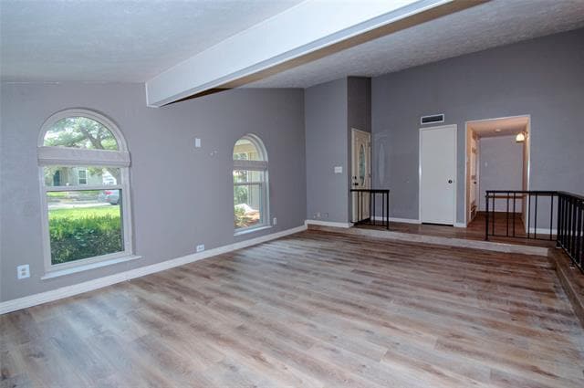 Building Photo - 3201 Christie Cir