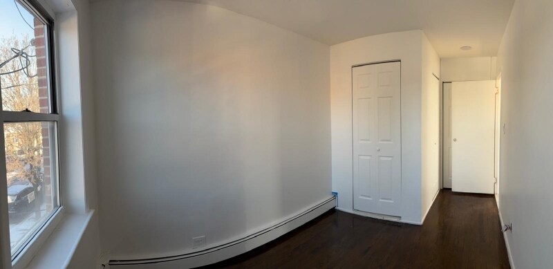 Building Photo - 21-75-2148 48th St