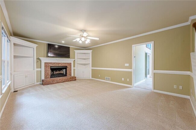 Building Photo - 461 Braidwood Walk NW