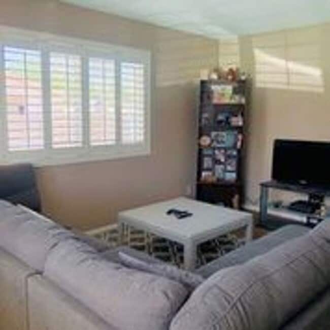 Building Photo - Cute 2 Bedroom, 2 Bathroom Townhome in Dix...