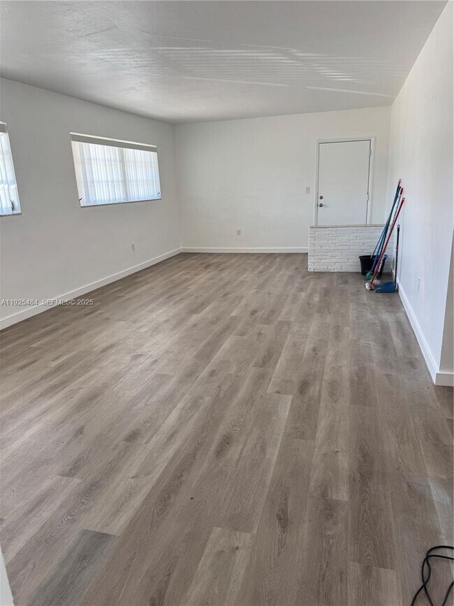 Building Photo - 12175 NE 19th Ave