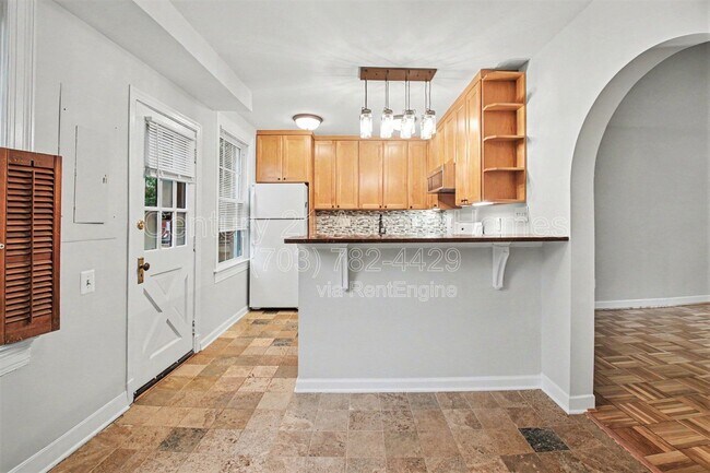 Building Photo - 1510 S Edgewood St