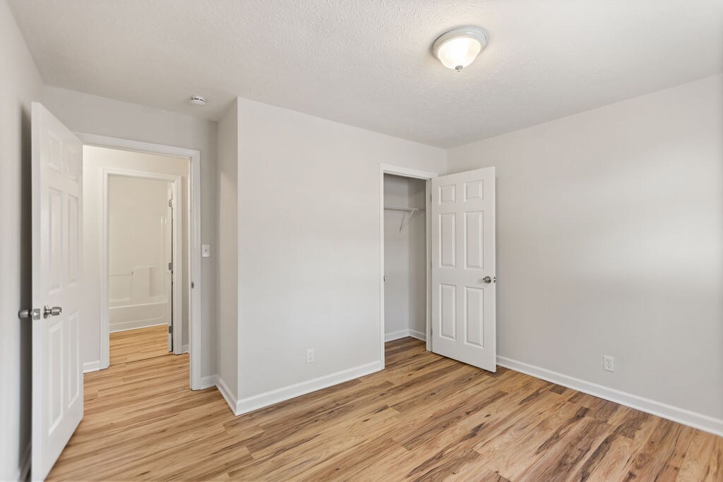 Building Photo - 152 Hamilton Cir