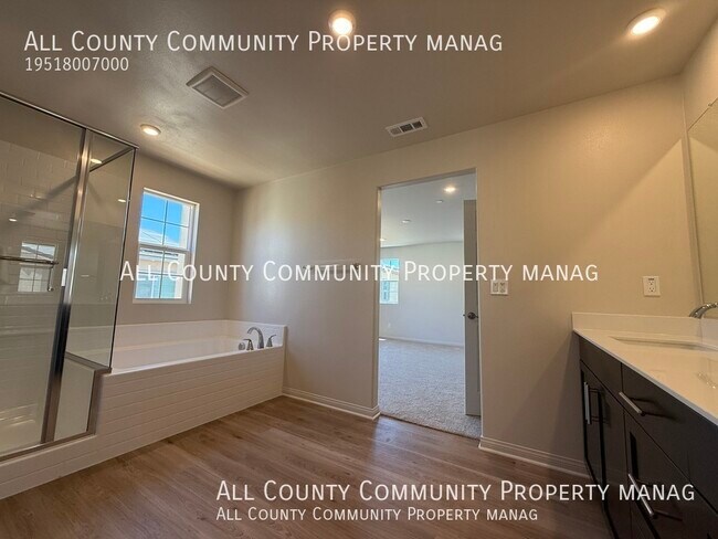 Building Photo - 26604 Ashley Rd