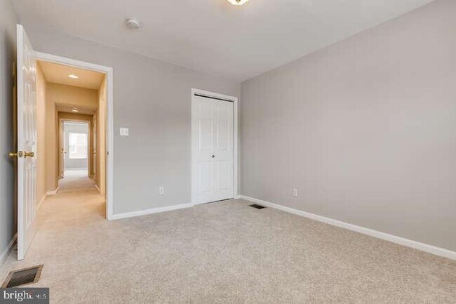 Building Photo - 768 Carroll St