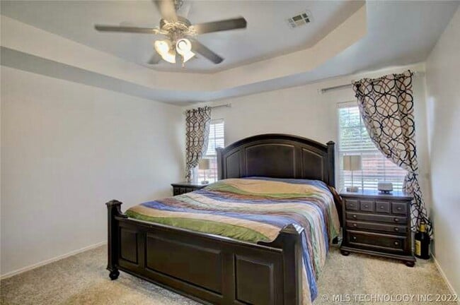 Building Photo - Large open 3 bed, 3 car Garage in The Highlands at Forest Ridge