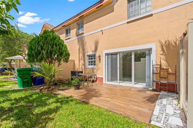 Building Photo - 2350 SW 86th Way