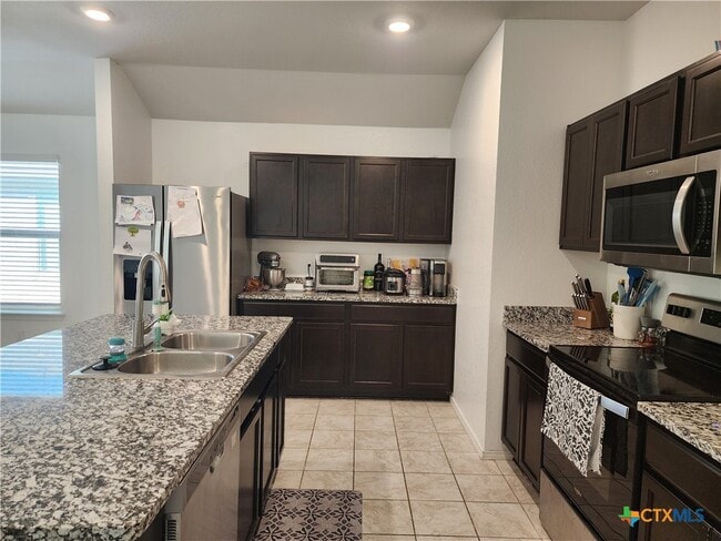 Building Photo - 133 Hammond Ct