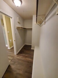 Building Photo - 9342 Canady Park Ln