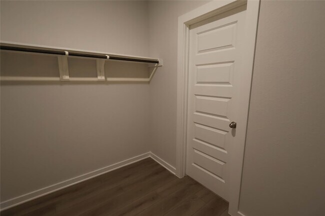 Building Photo - 8506 Blueberry Ash St