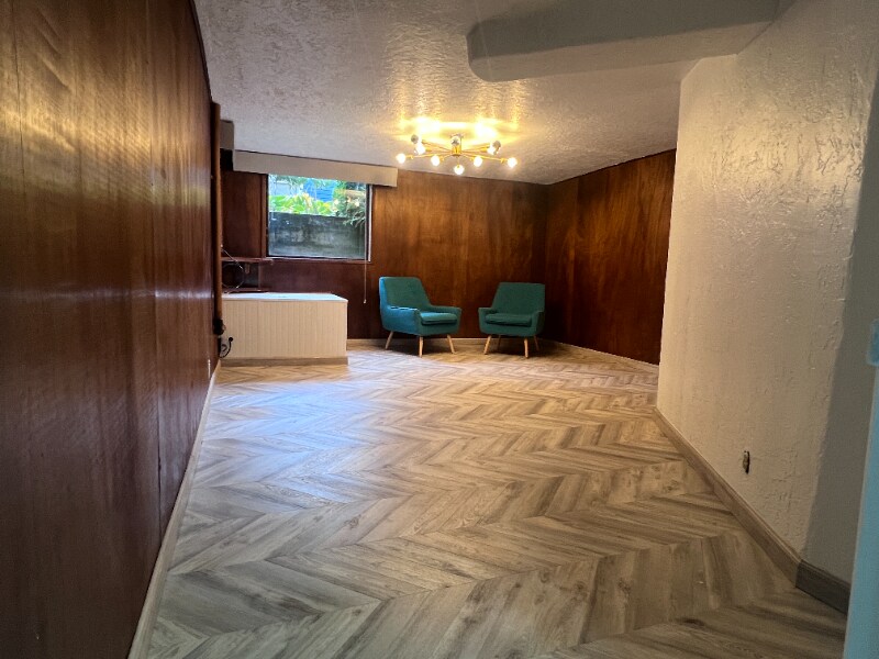 Building Photo - 317-319 NE 66th Ave