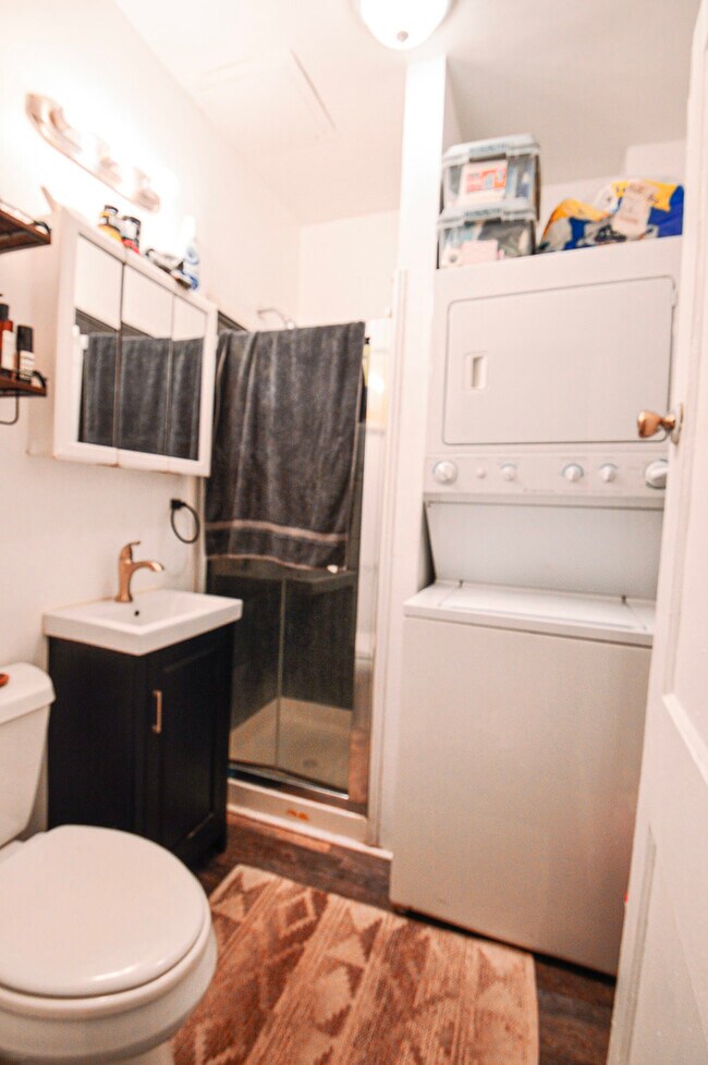 Building Photo - 3320 W Crystal St