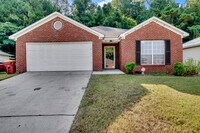 Building Photo - 6745 Lakes Edge Ln