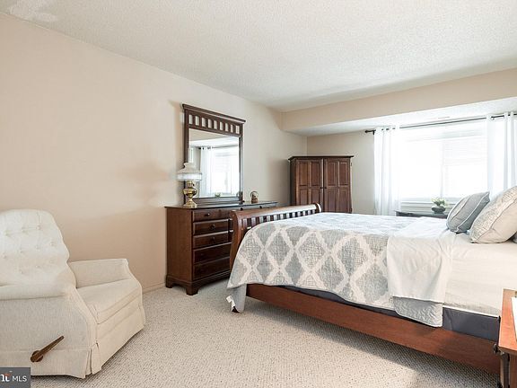 Building Photo - 3 Windblown Ct