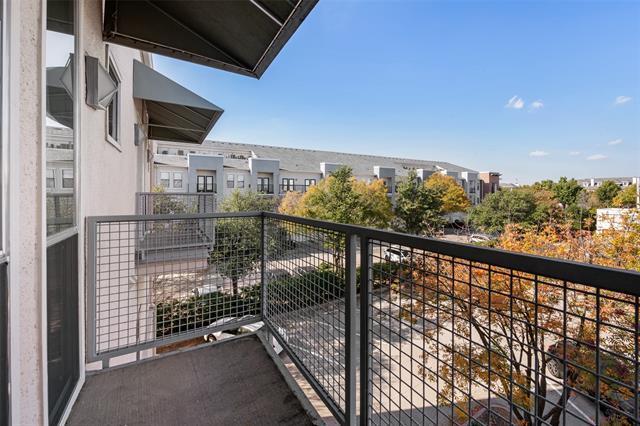 Building Photo - 6927 Sumner St