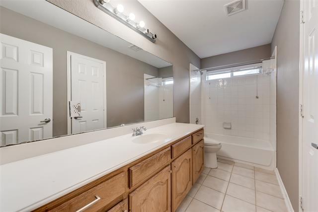 Building Photo - 3759 Voltaire Dr