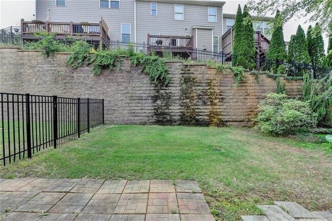Building Photo - 3335 Castleberry Village Cir