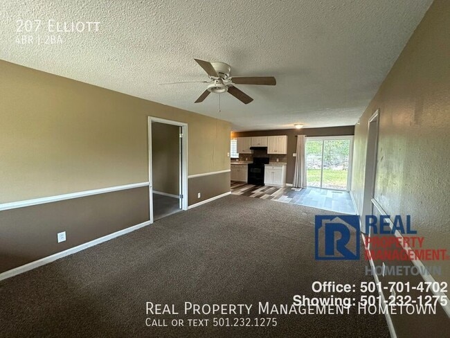 Building Photo - 207 Elliott-